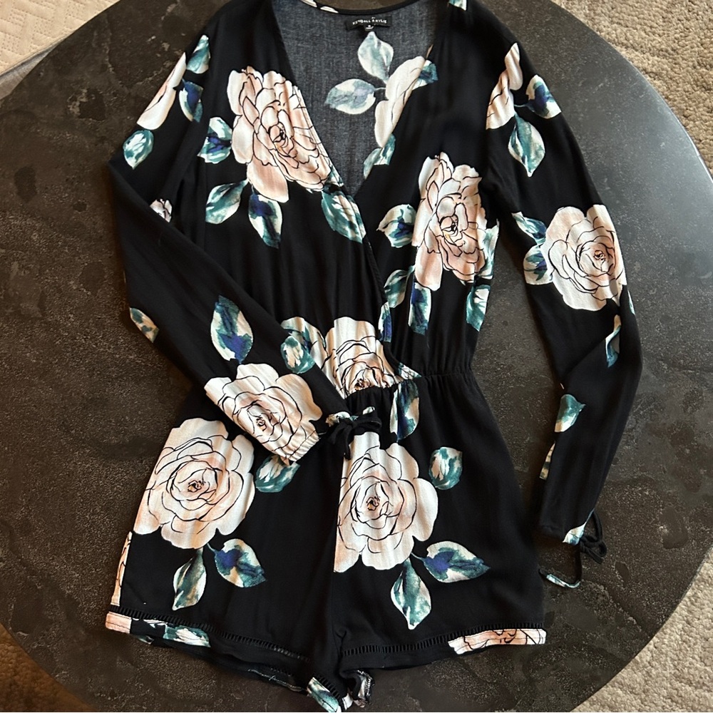 Kendall & Kylie Floral Black Romper - Size S